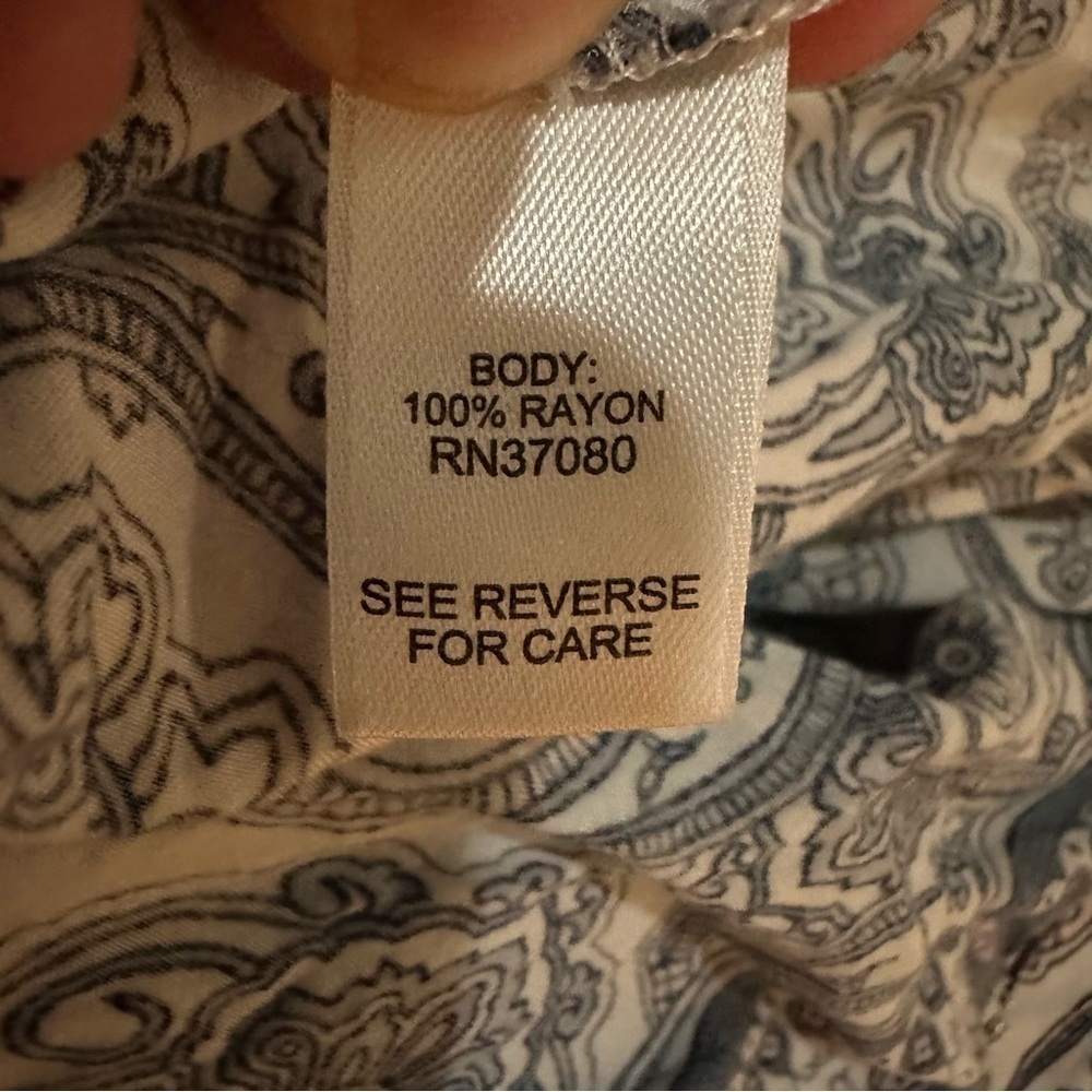 Cato Women's Long Sleeve Blue Paisley Print Mock Wrap Top Size XSmall - Picture 8 of 9